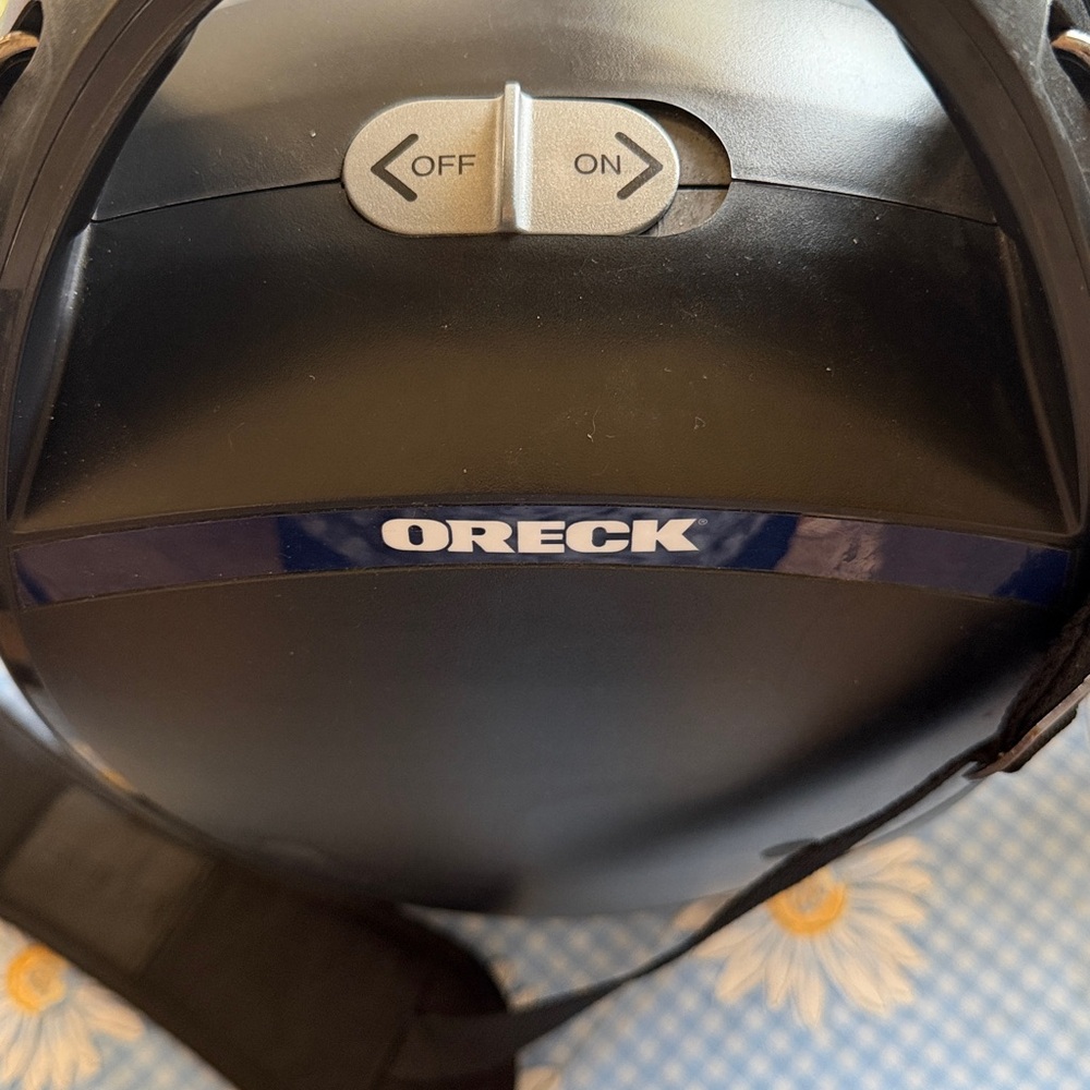 EUC~Oreck Black Handheld Vacuum W/Attachments/Filter Bag & Instruction Manual - Picture 7 of 14